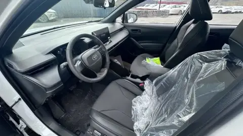 Toyota Corolla Cross 2025 — миниатюра 6