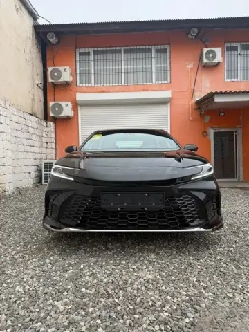 Toyota Camry 2025 — миниатюра 1