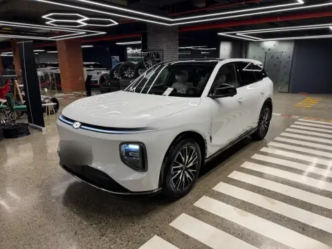 Changan Qiyuan Q07 2025 — миниатюра 2