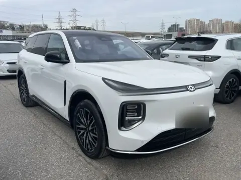 Changan Qiyuan Q07 2025 — миниатюра 2