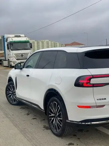Changan Qiyuan Q07 2025 — миниатюра 9