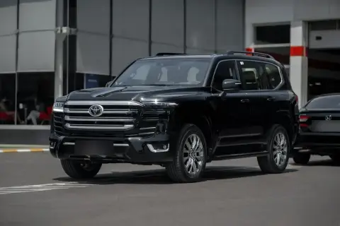 Toyota Land Cruiser 2026 — миниатюра 1