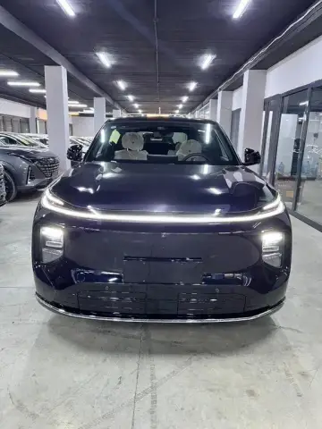 Changan Qiyuan Q07 2025 — миниатюра 1