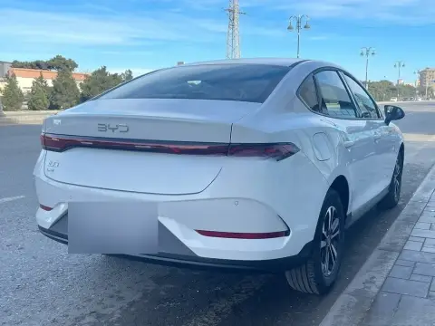 BYD Qin Plus 2025 — миниатюра 6