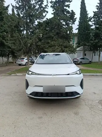 Changan Qiyuan Q05 2025 — миниатюра 2