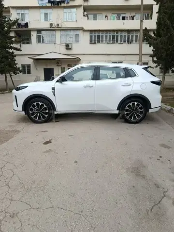 Changan Qiyuan Q05 2025 — миниатюра 7