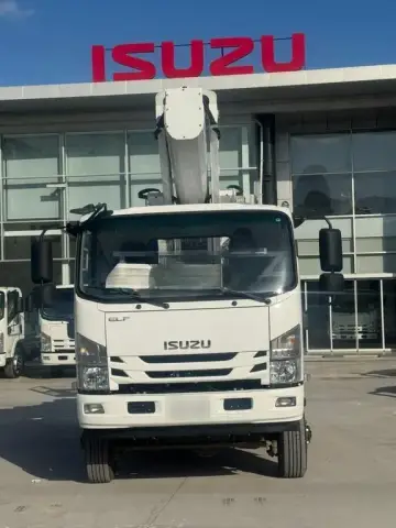 Isuzu NPR 2025 — миниатюра 2