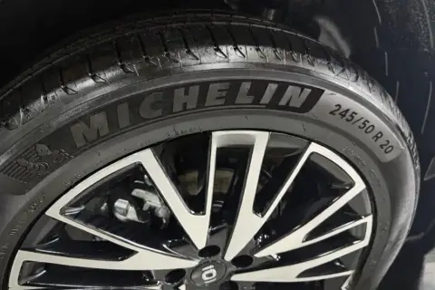 Changan Qiyuan Q07 2025 — миниатюра 6