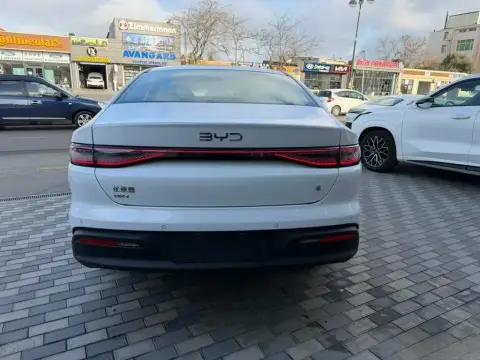 BYD Seal 05 2025 — миниатюра 2