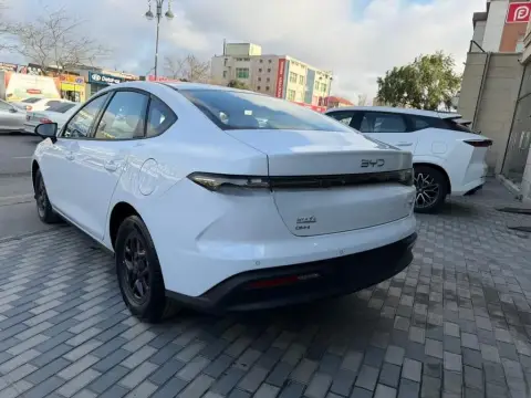 BYD Seal 05 2025 — миниатюра 7