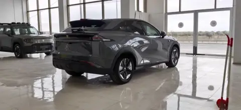 Changan Deepal S07 2025 — миниатюра 2