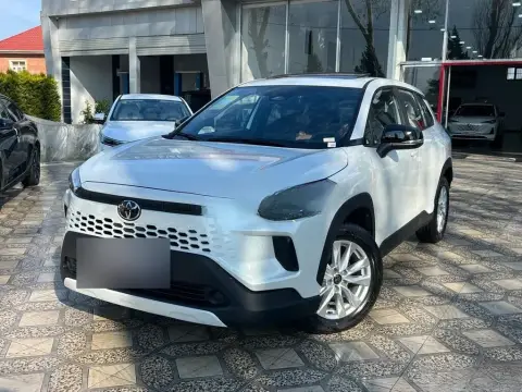 Toyota Corolla Cross 2025 — миниатюра 3