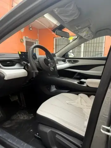 BYD Seal 05 2025 — миниатюра 9