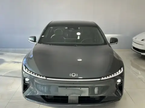 Changan Qiyuan A07 2025 — миниатюра 1