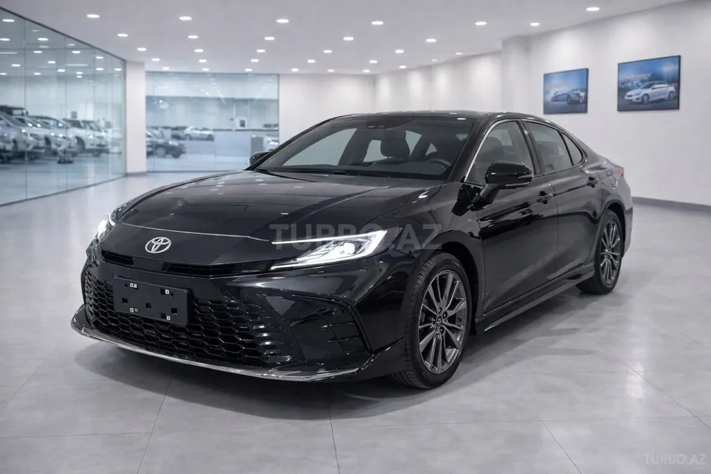 Toyota Camry 2025 — фото 1 из 10