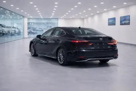 Toyota Camry 2025 — миниатюра 8