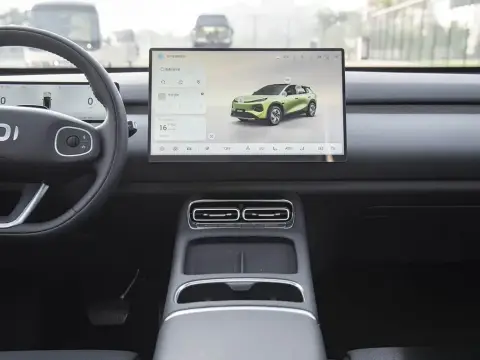 Changan Qiyuan Q05 2026 — миниатюра 8