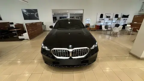 BMW 520 2025