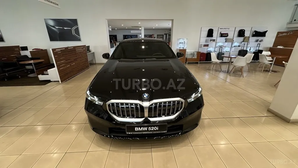 BMW 520 2025 — фото 1 из 10