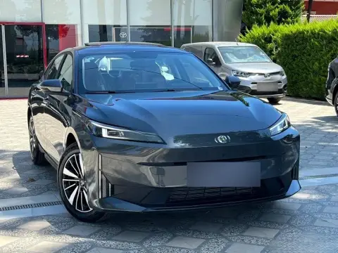 Changan Qiyuan A05 2025 — миниатюра 3
