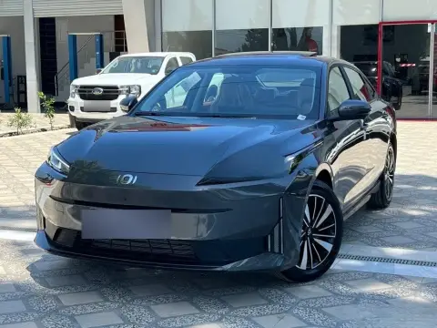 Changan Qiyuan A05 2025 — миниатюра 4