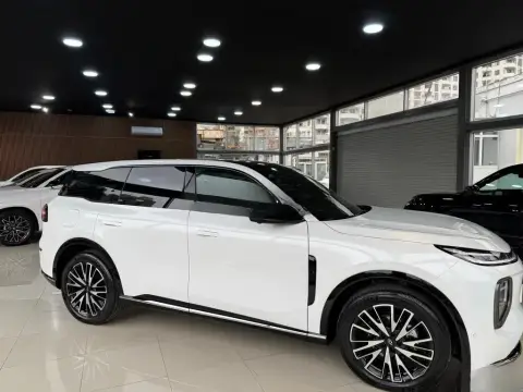 Changan Qiyuan Q07 2025 — миниатюра 9