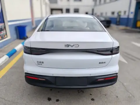 BYD Seal 05 2025 — миниатюра 4