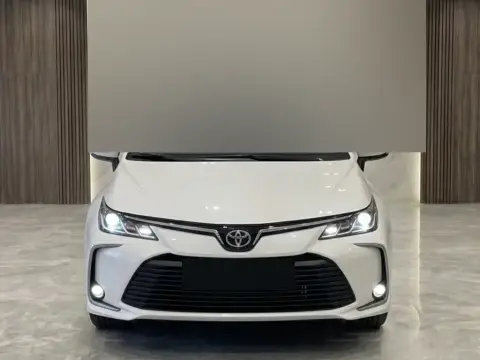 Toyota Corolla 2025 — миниатюра 2