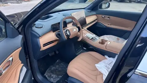 Geely Galaxy Starship 7 2025 — миниатюра 6