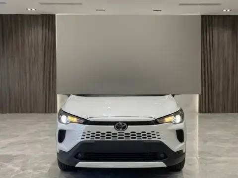 Toyota Corolla Cross 2025 — миниатюра 3