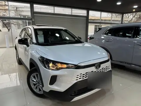 Toyota Corolla Cross 2025 — миниатюра 5