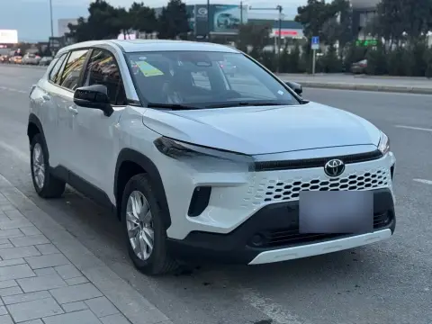 Toyota Corolla Cross 2025 — миниатюра 1