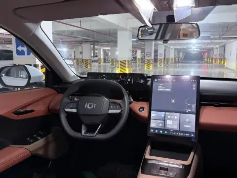 Changan Qiyuan A05 2025 — миниатюра 10