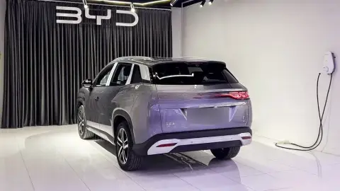 BYD Song L 2025 — миниатюра 2