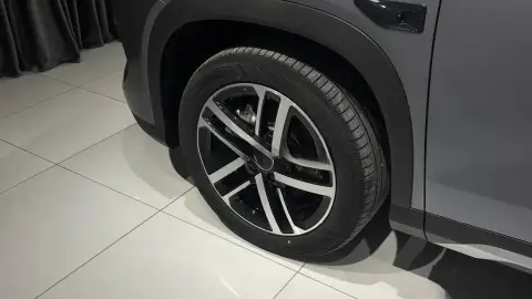 BYD Song L 2025 — миниатюра 8