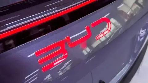 BYD Song L 2025 — миниатюра 10