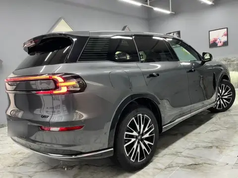 Changan Qiyuan Q07 2025 — миниатюра 4
