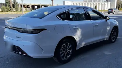 BYD Destroyer 05 2025 — миниатюра 8