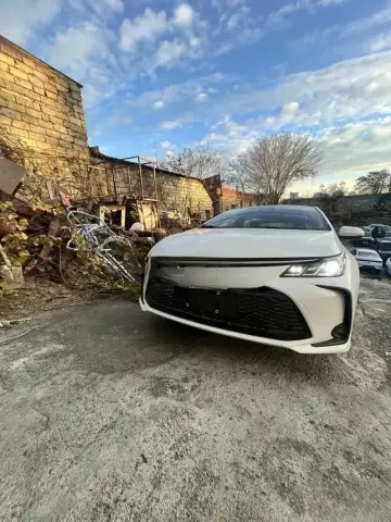 Toyota Corolla 2025 — миниатюра 1