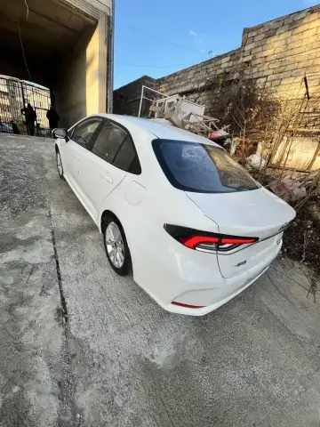 Toyota Corolla 2025 — миниатюра 4