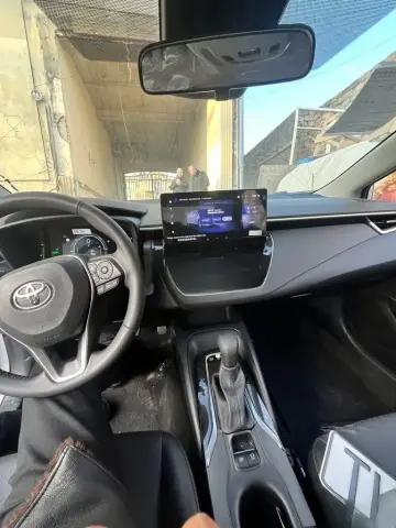 Toyota Corolla 2025 — миниатюра 6