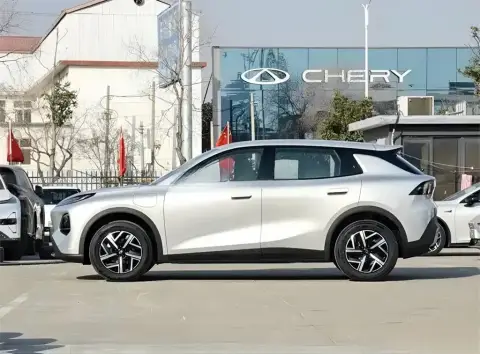 Changan Qiyuan Q05 2026 — миниатюра 6