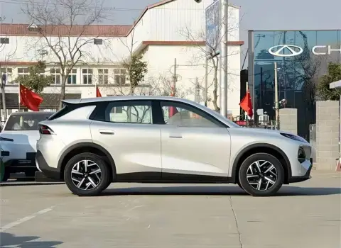 Changan Qiyuan Q05 2026 — миниатюра 8