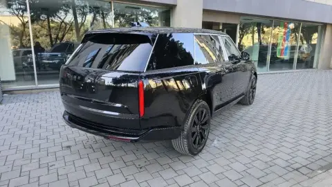 Land Rover Range Rover 2025 — миниатюра 10