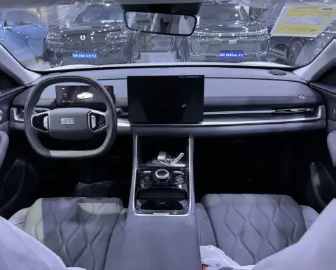 Geely Galaxy A7 2025 — миниатюра 8