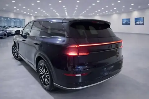 Changan Qiyuan Q07 2025 — миниатюра 6