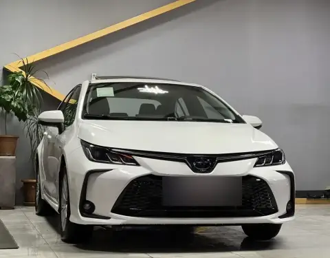 Toyota Corolla 2025 — миниатюра 1