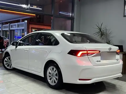 Toyota Corolla 2025 — миниатюра 9