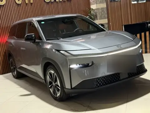 Toyota bZ3X 2025 — миниатюра 2