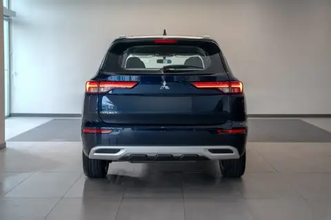 Mitsubishi Outlander 2026 — миниатюра 6